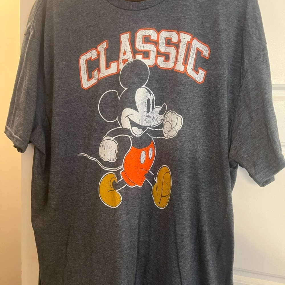 Classic Mickey Mouse Gray T-Shirt XXL